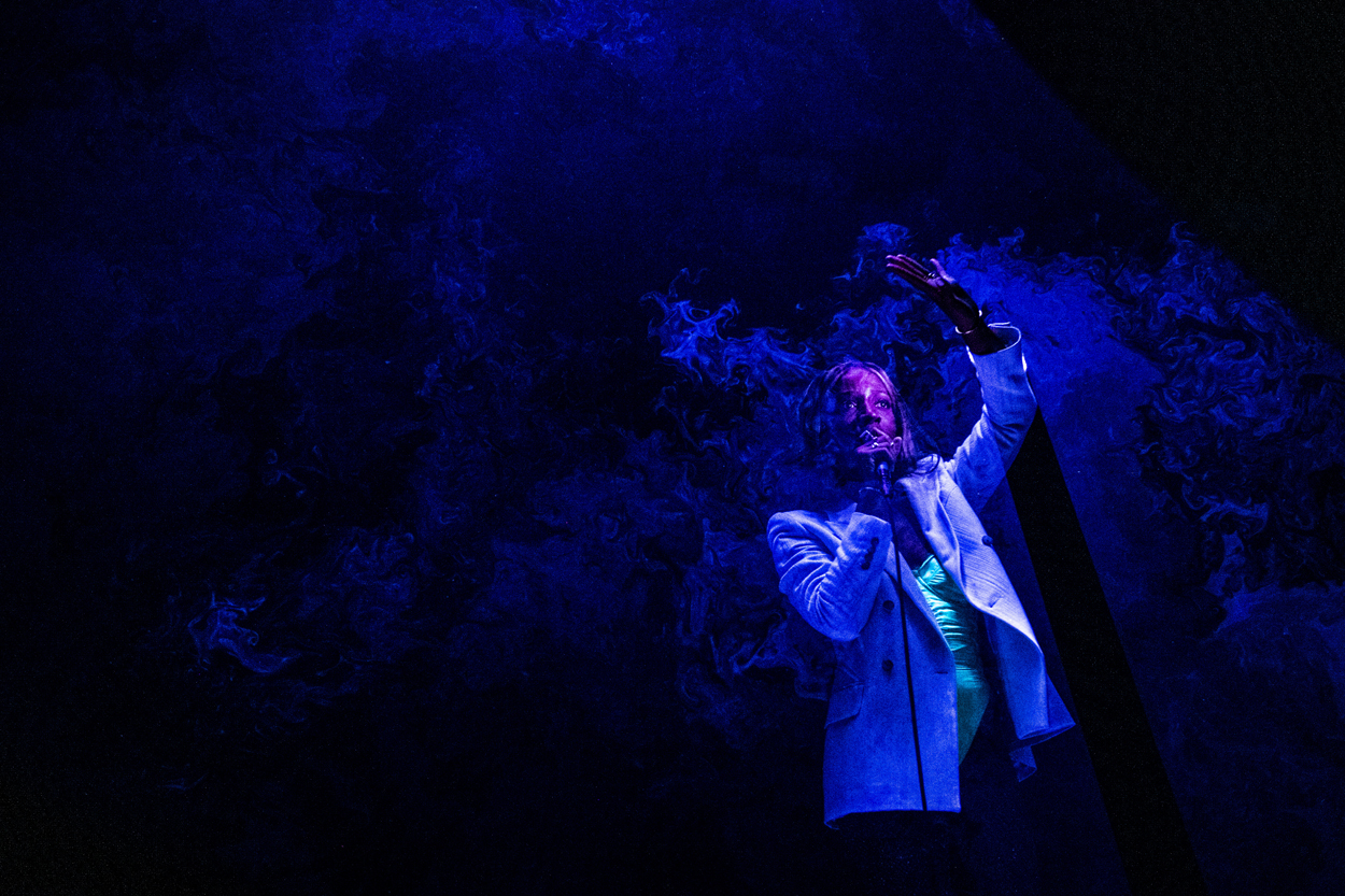 Charlotte Adigéry & Bolis Pupul @ Trix, picture 21, photographed by Sandra Van Watermeulen - FrontView Magazine