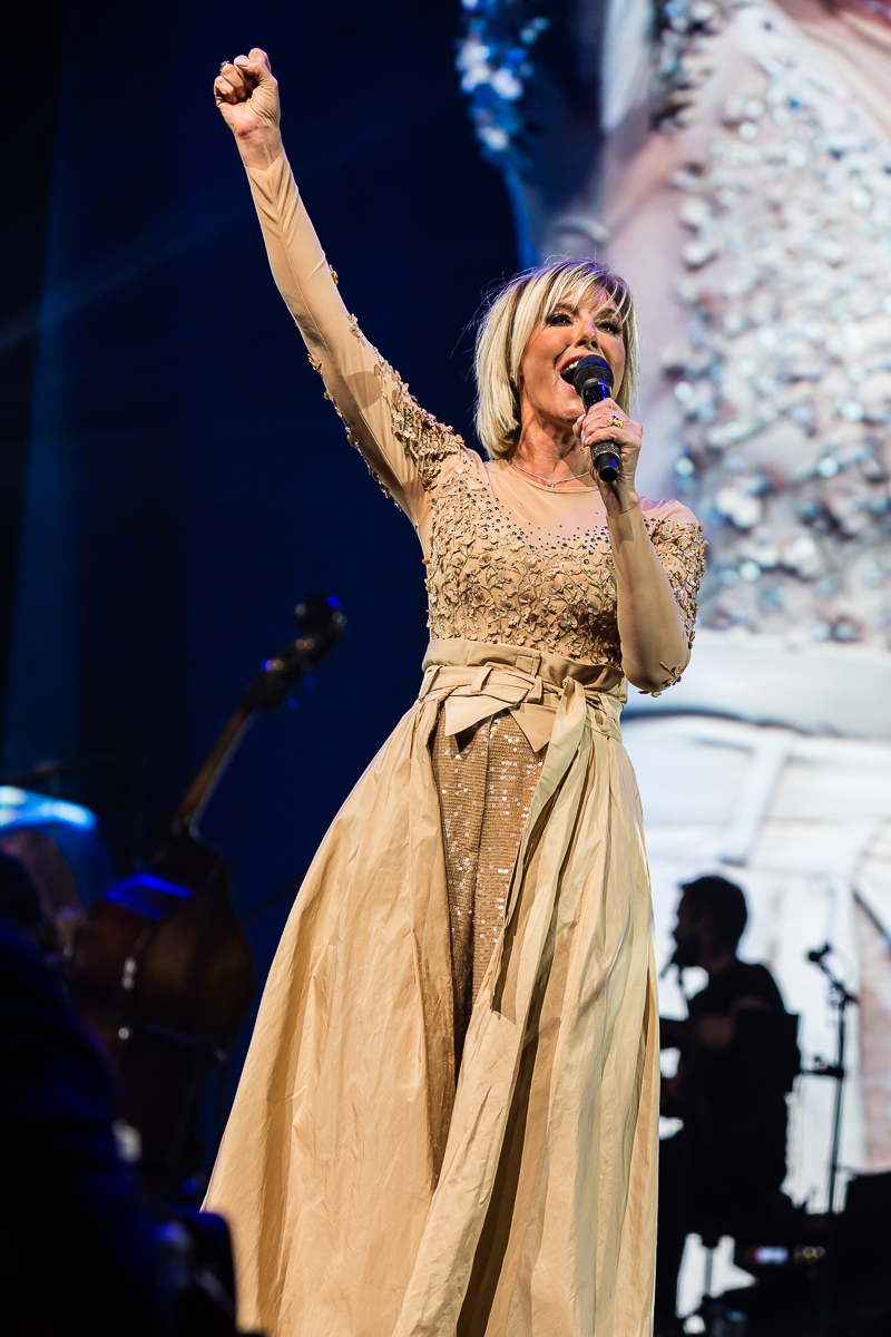 Dana Winner Invites, One Night Only @ Sportpaleis, picture 55, photographed by Marc Verdonck - FrontView Magazine