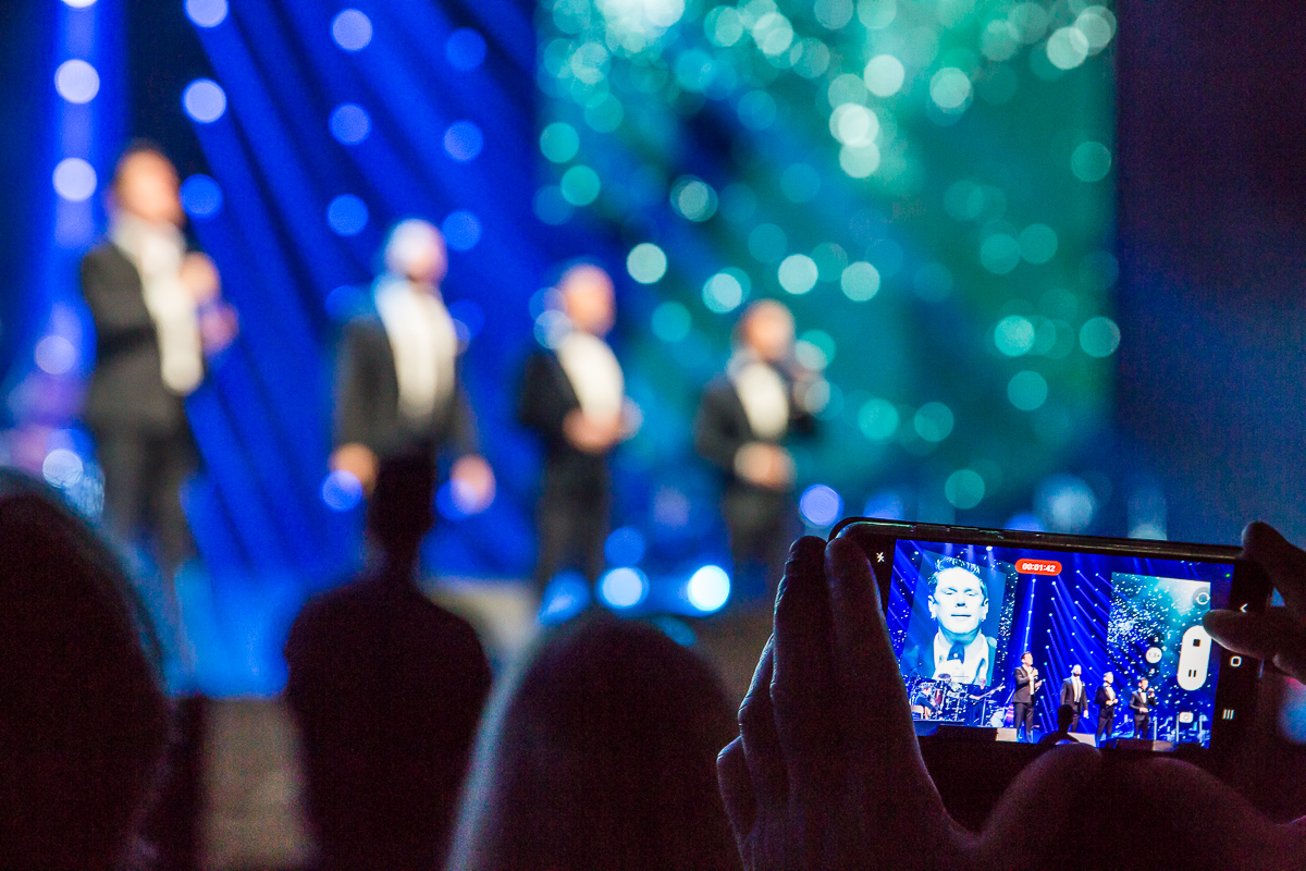 Dana Winner Invites, One Night Only @ Sportpaleis, picture 62, photographed by Marc Verdonck - FrontView Magazine
