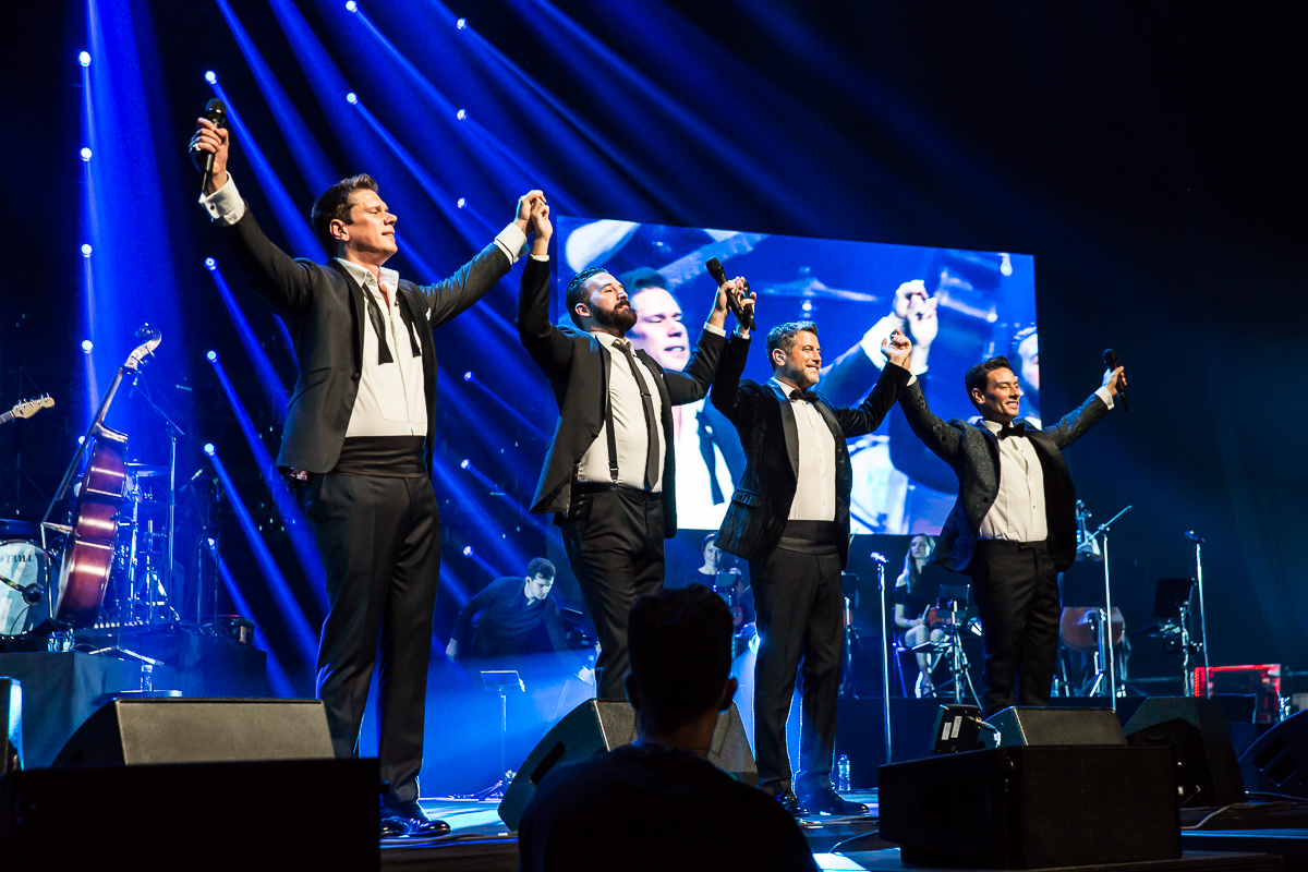 Dana Winner Invites, One Night Only @ Sportpaleis, picture 66, photographed by Marc Verdonck - FrontView Magazine