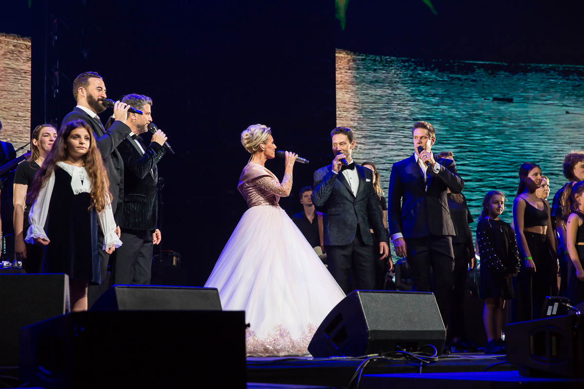 Dana Winner Invites, One Night Only @ Sportpaleis, picture 69, photographed by Marc Verdonck - FrontView Magazine