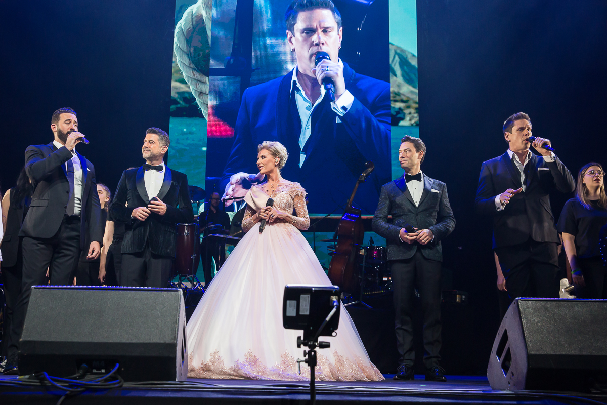 Dana Winner Invites, One Night Only @ Sportpaleis, picture 70, photographed by Marc Verdonck - FrontView Magazine