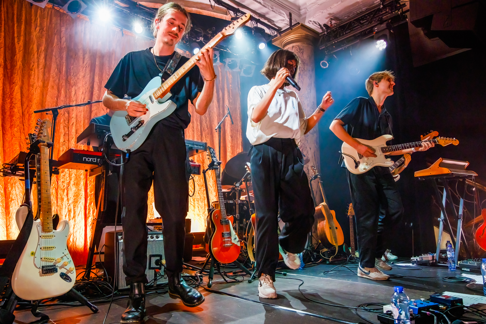Meau Live at De Roma, picture 17, photographed by Paul Jongeneelen - FrontView Magazine