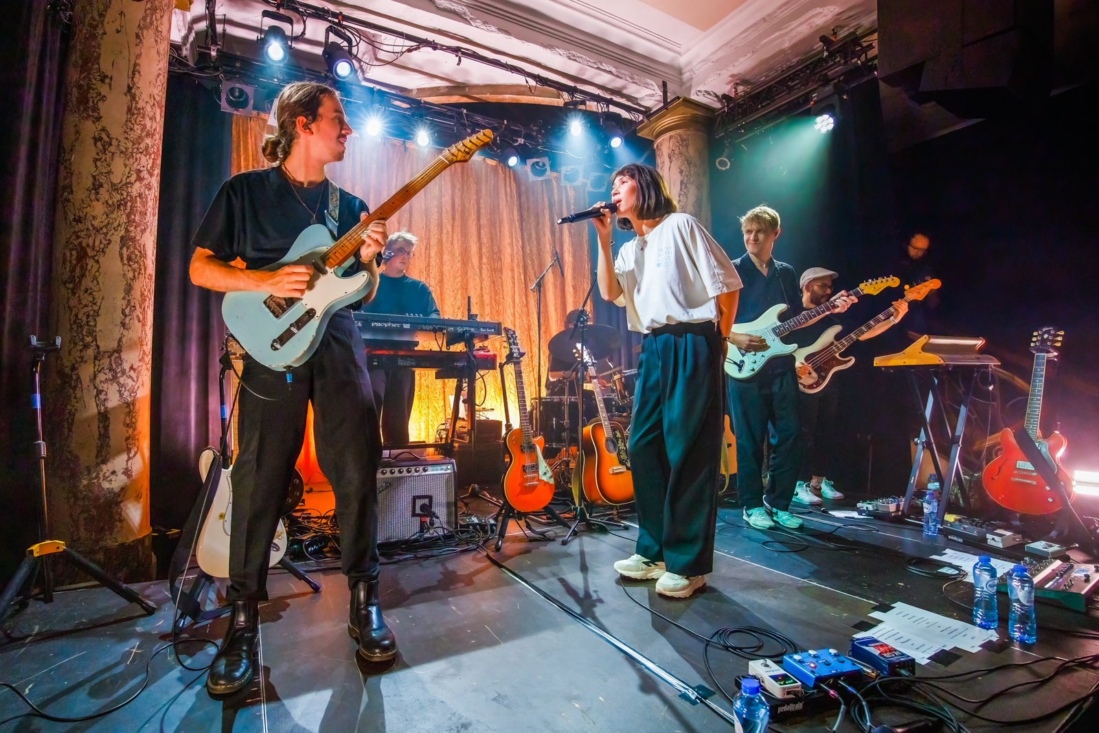 Meau Live at De Roma, picture 19, photographed by Paul Jongeneelen - FrontView Magazine