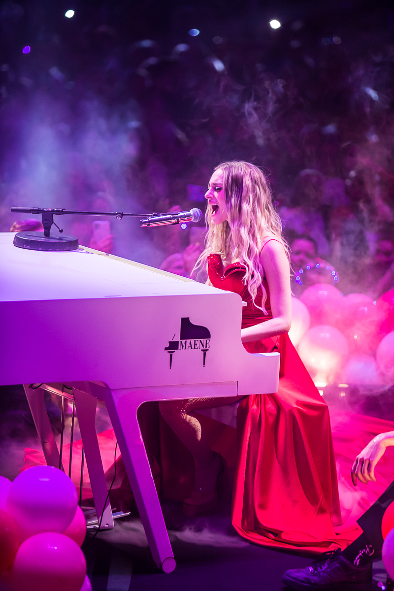 Camille @ Lotto Arena, picture 16, photographed by Marc Verdonck - FrontView Magazine