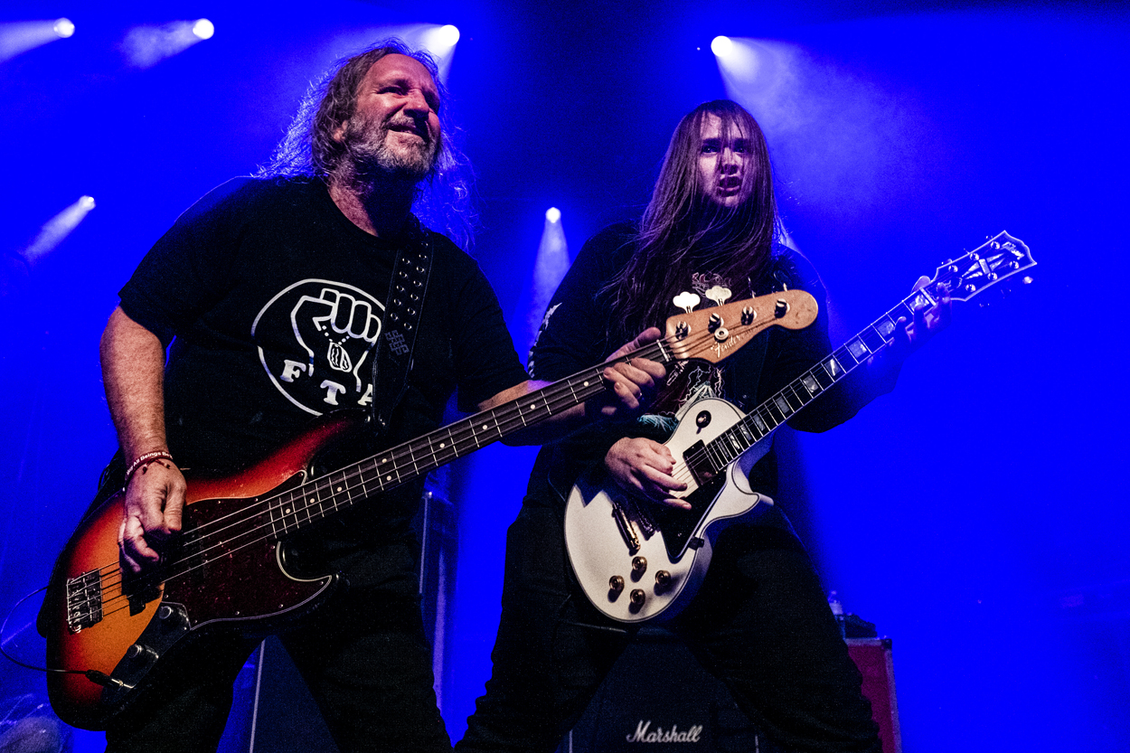 Sacred Reich @ Trix, foto 6, foto's door Sandra Van Watermeulen - FrontView Magazine
