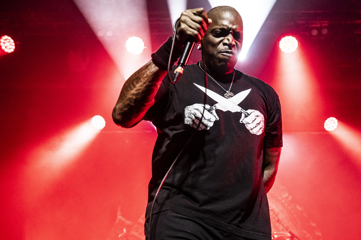 Sepultura @ Trix, picture 1, photographed by Sandra Van Watermeulen - FrontView Magazine