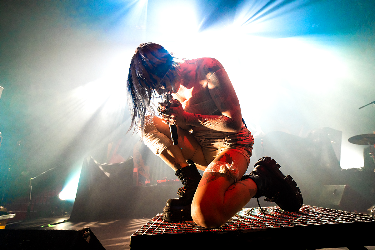 Mimi Barks @ La Madeleine, picture 4, photographed by Magali Decamps - FrontView Magazine