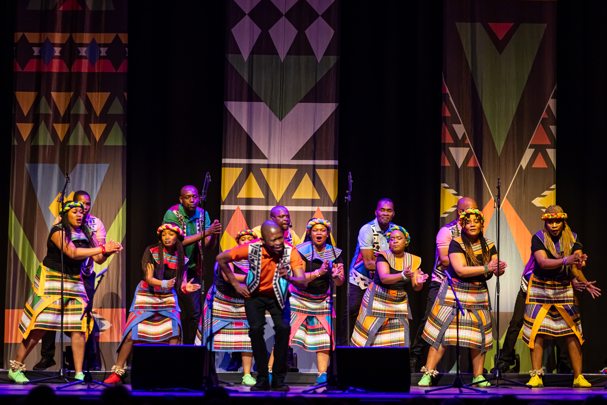 Soweto Gospel Choir @ De Roma, picture 4, photographed by dirk janssens - FrontView Magazine