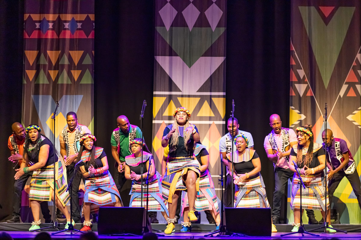 Soweto Gospel Choir @ De Roma, picture 5, photographed by dirk janssens - FrontView Magazine
