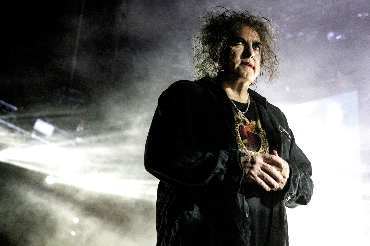 The Cure @ Sportpaleis, foto 5, foto's door Sandra Van Watermeulen - FrontView Magazine