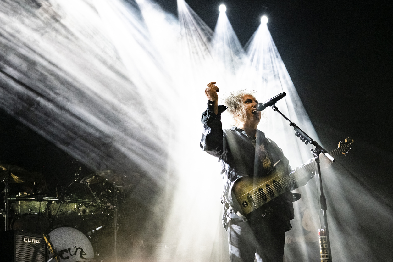 The Cure @ Sportpaleis, foto 8, foto's door Sandra Van Watermeulen - FrontView Magazine