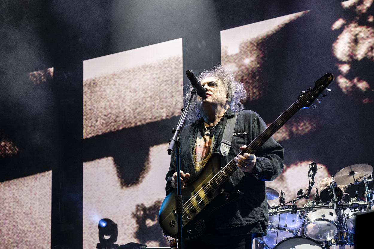 The Cure @ Sportpaleis, foto 13, foto's door Sandra Van Watermeulen - FrontView Magazine