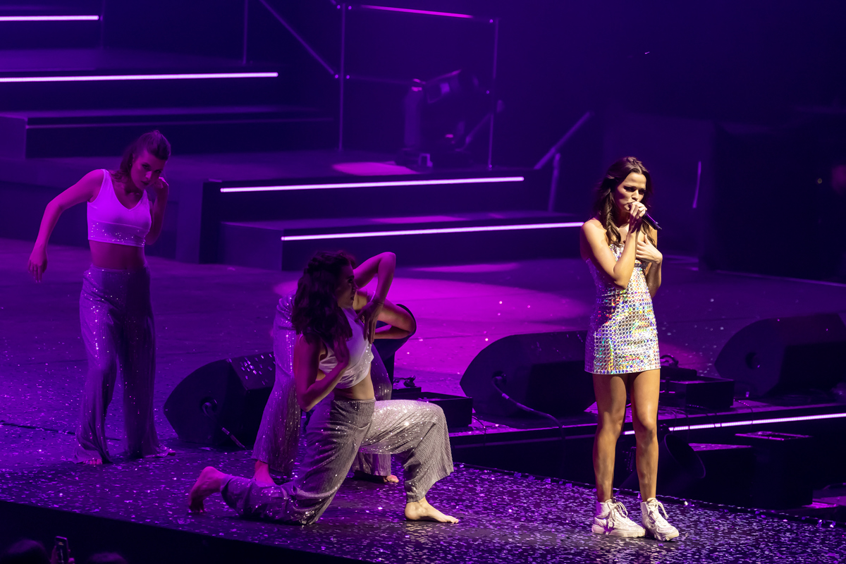Q Pop @ Sportpaleis, picture 6, photographed by dirk janssens - FrontView Magazine