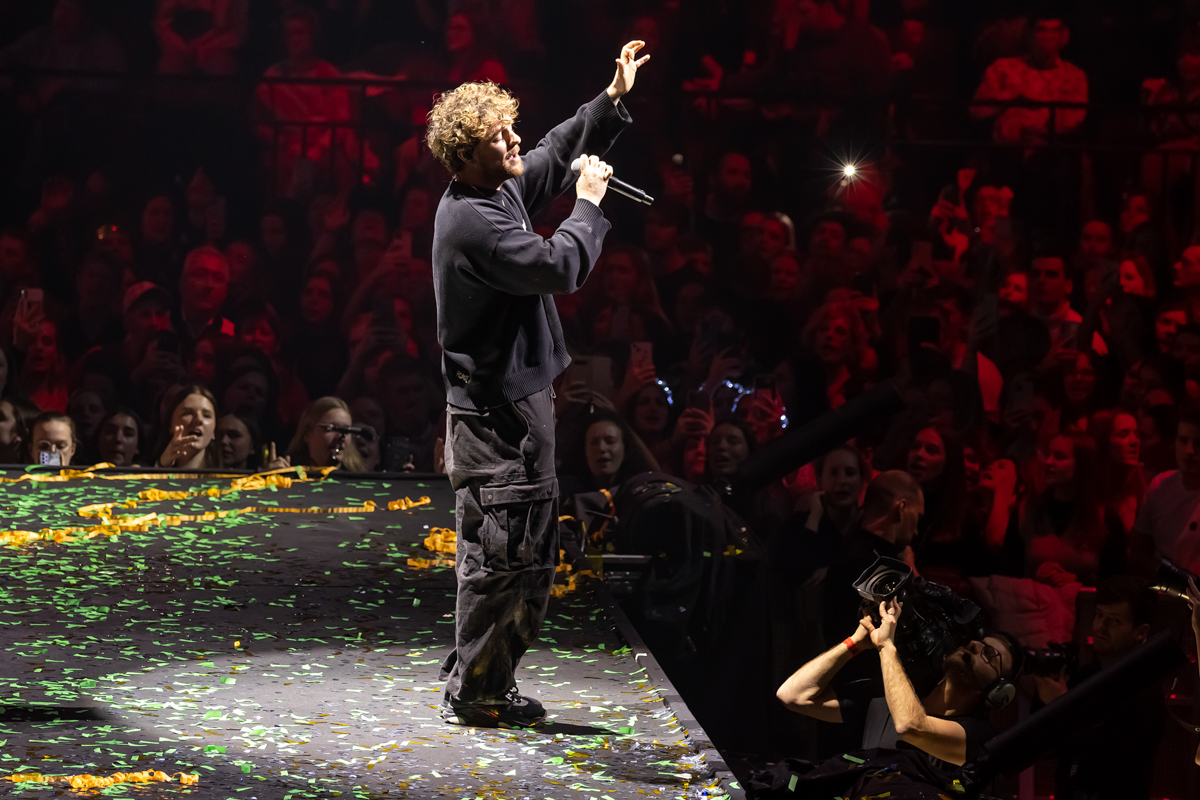 Q Pop @ Sportpaleis, picture 38, photographed by dirk janssens - FrontView Magazine