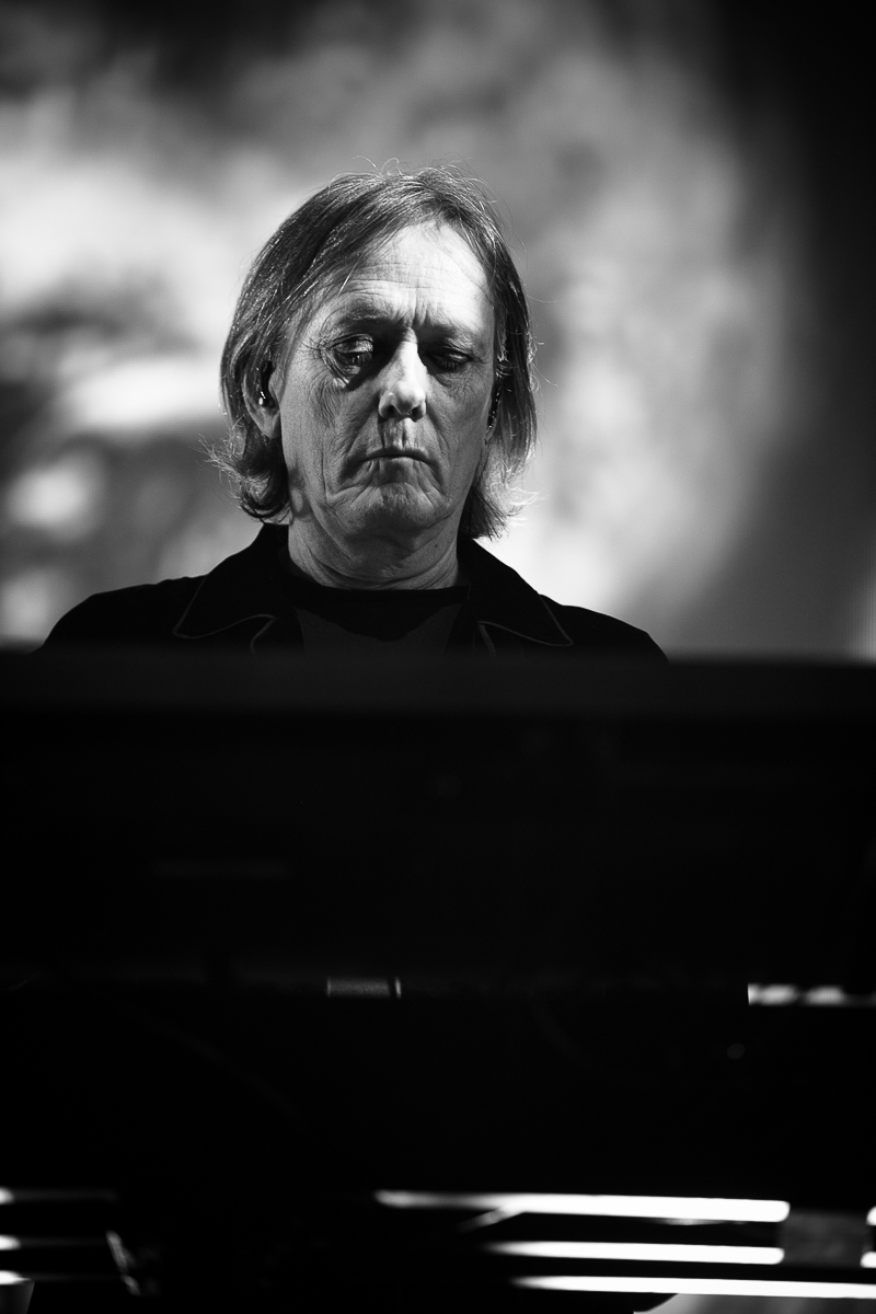 The Cure @ Stade Couvert de Liévin, picture 8, photographed by Anais Callens - FrontView Magazine