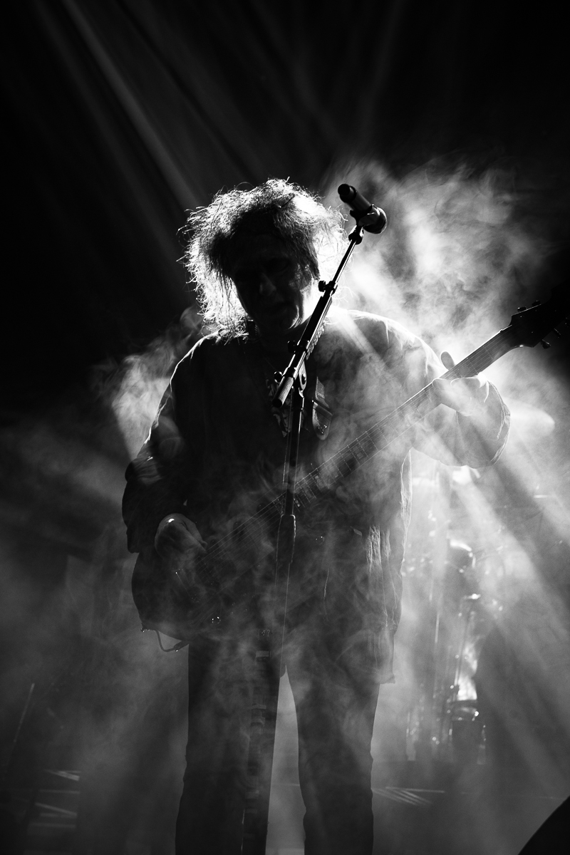 The Cure @ Stade Couvert de Liévin, picture 12, photographed by Anais Callens - FrontView Magazine