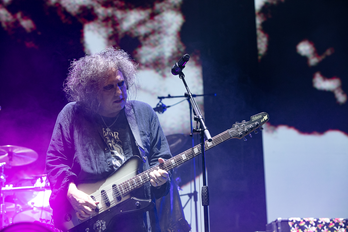 The Cure @ Stade Couvert de Liévin, picture 20, photographed by Anais Callens - FrontView Magazine