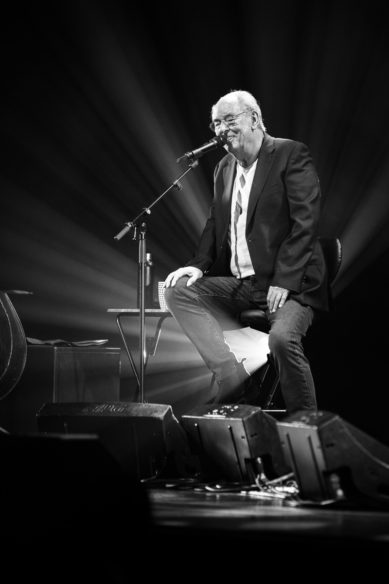 Maxime Le Forestier chante Brassens @ Colisée Roubaix, picture 8, photographed by Anais Callens - FrontView Magazine