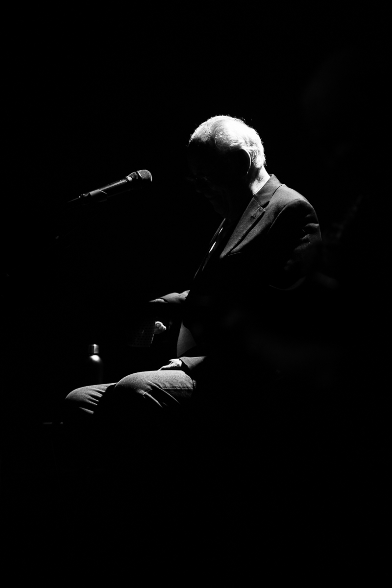 Maxime Le Forestier chante Brassens @ Colisée Roubaix, picture 12, photographed by Anais Callens - FrontView Magazine