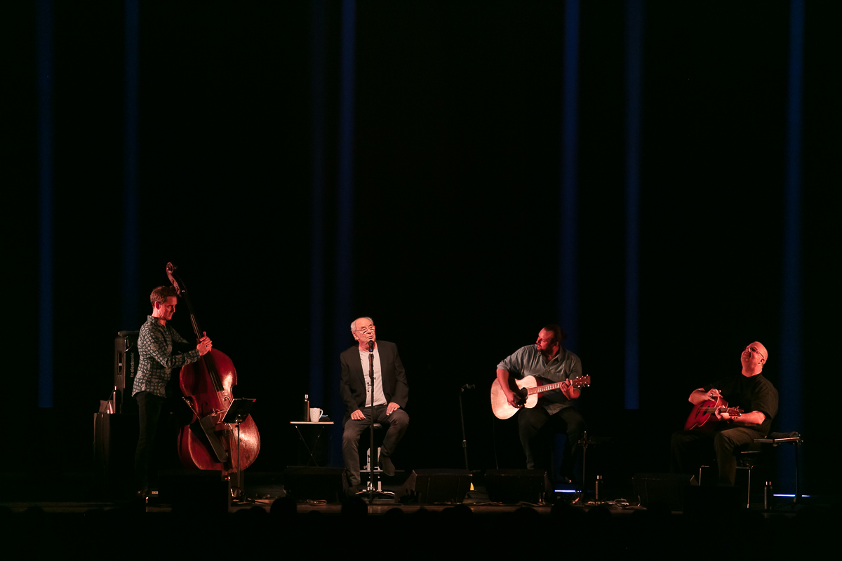 Maxime Le Forestier chante Brassens @ Colisée Roubaix, picture 14, photographed by Anais Callens - FrontView Magazine