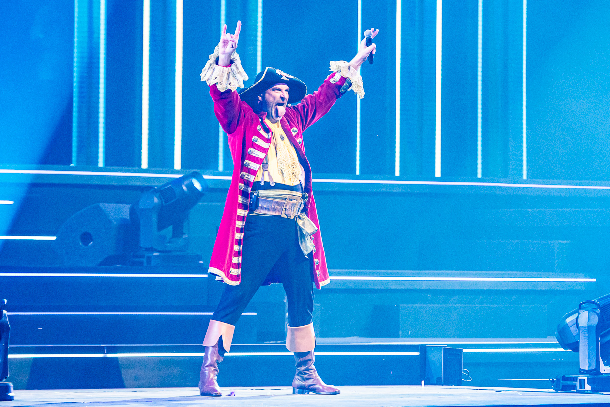 Studio 100 Rewind Party @ Sportpaleis Antwerpen, picture 13, photographed by Dimitri Vanlommel - FrontView Magazine