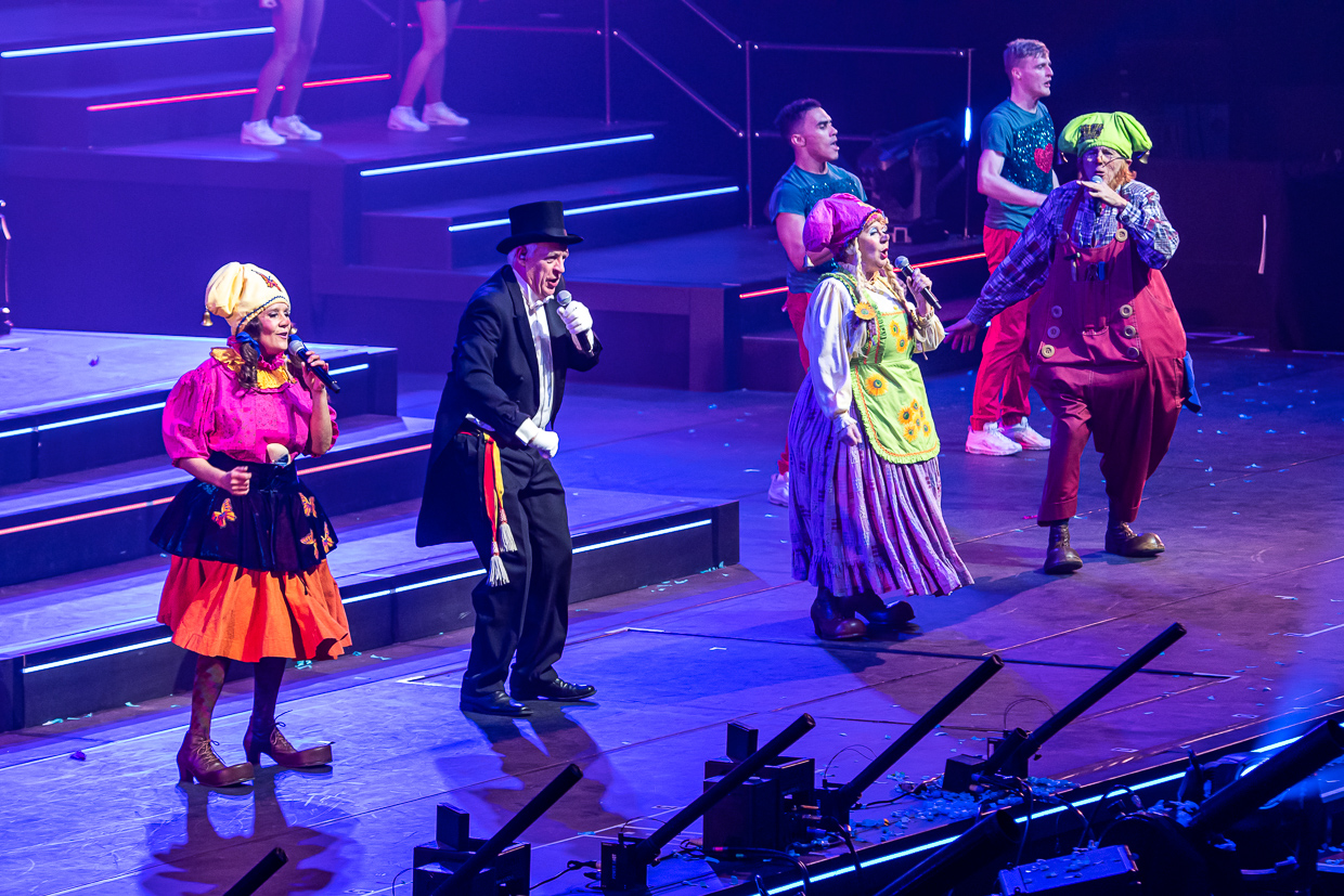 Studio 100 Rewind Party @ Sportpaleis Antwerpen, picture 26, photographed by Dimitri Vanlommel - FrontView Magazine