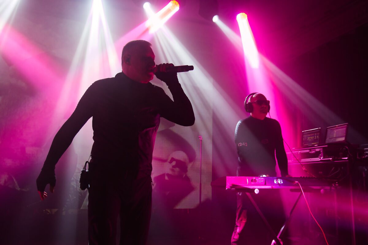 Front 242 @ De Casino, picture 10, photographed by Luc Klinckaert - FrontView Magazine