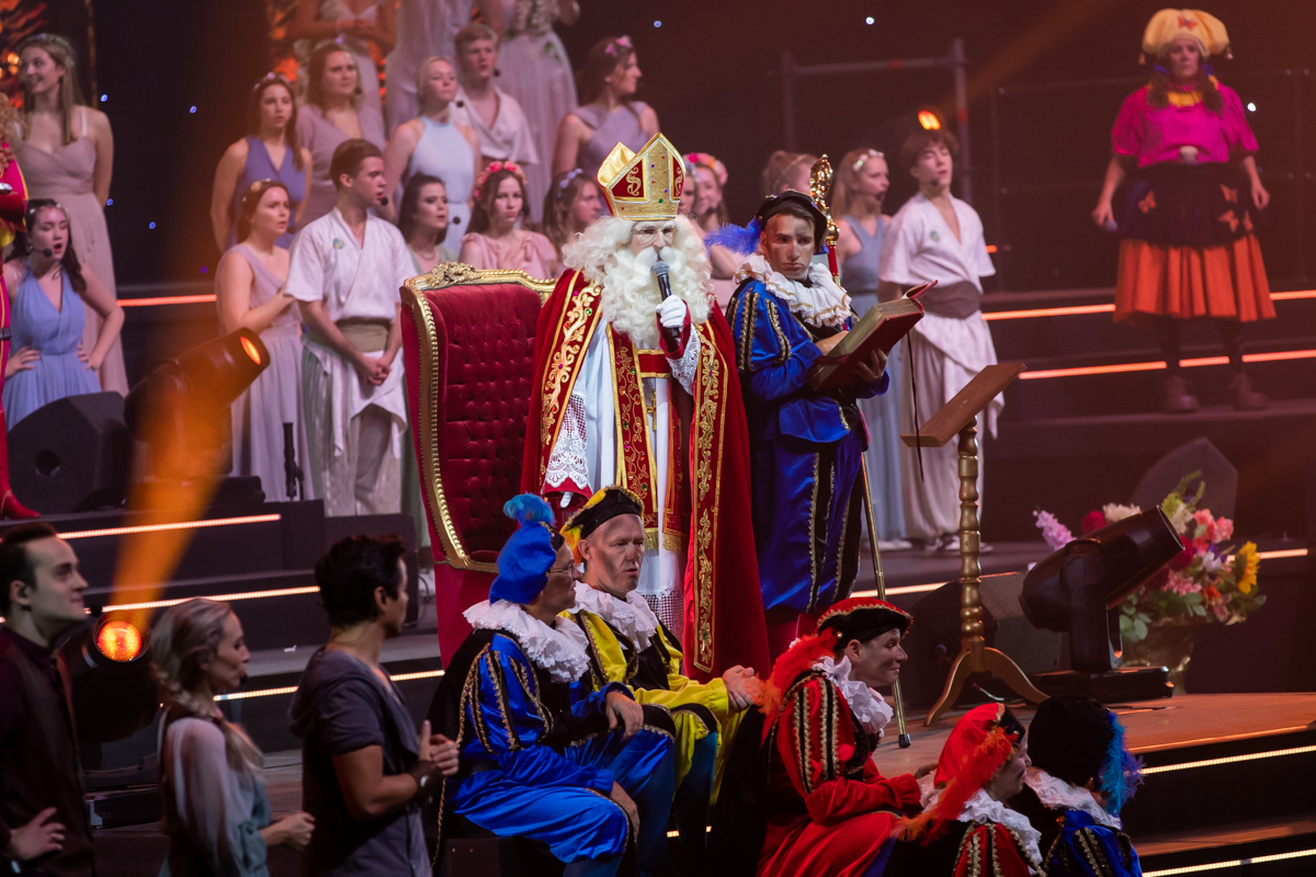De Grote Sinterklaasshow 2022 @ Sportpaleis, foto 88, foto's door Goele Bormans - FrontView Magazine