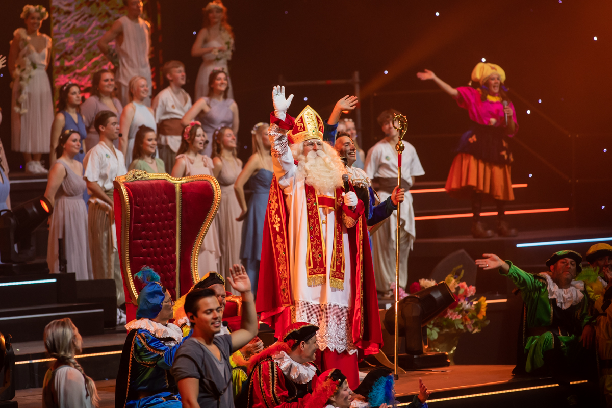 De Grote Sinterklaasshow 2022 @ Sportpaleis, foto 96, foto's door Goele Bormans - FrontView Magazine