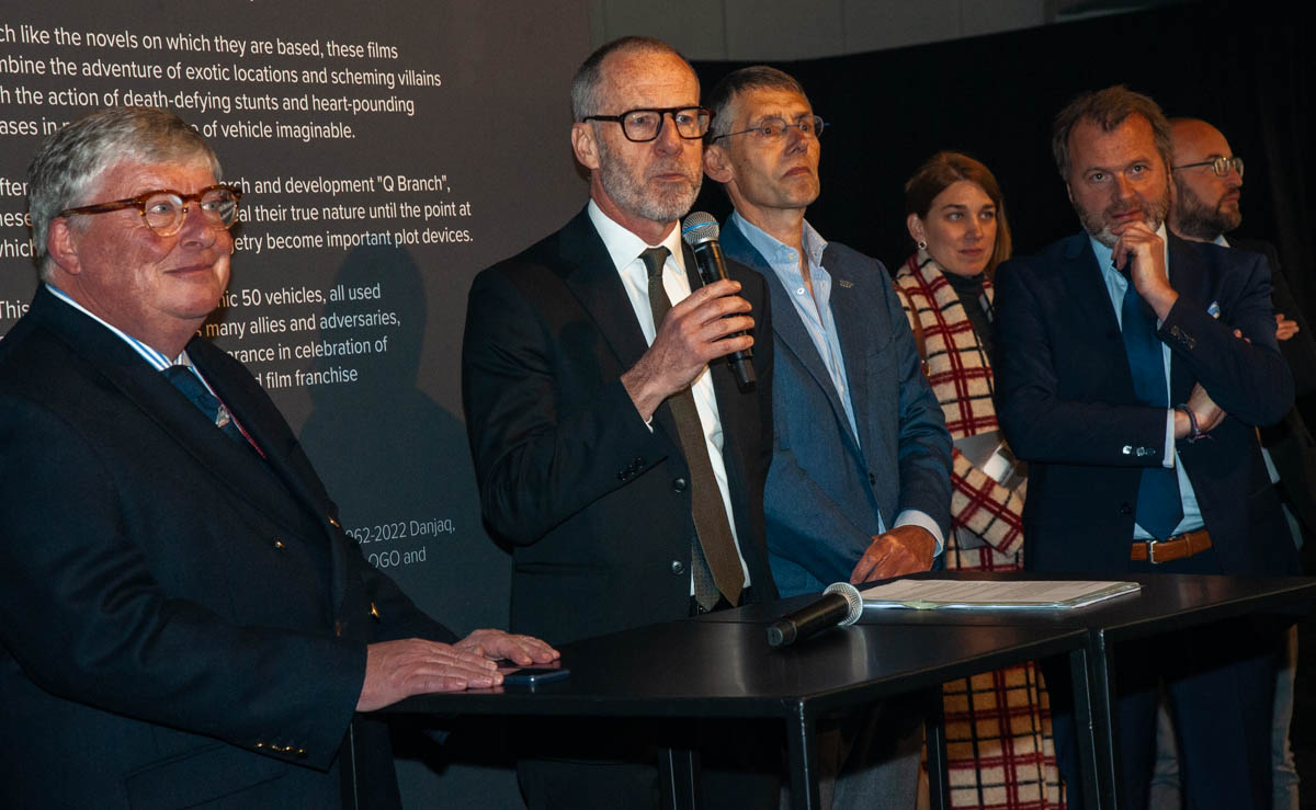 Persvoorstelling Bond in Motion @ Paleis 1 Brussel, picture 1, photographed by Peter Minnebo - FrontView Magazine