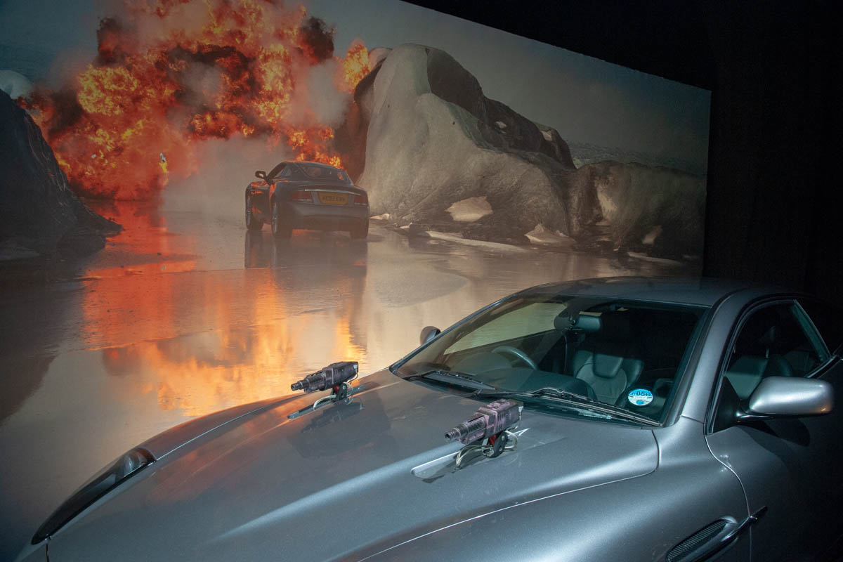Persvoorstelling Bond in Motion @ Paleis 1 Brussel, picture 16, photographed by Peter Minnebo - FrontView Magazine