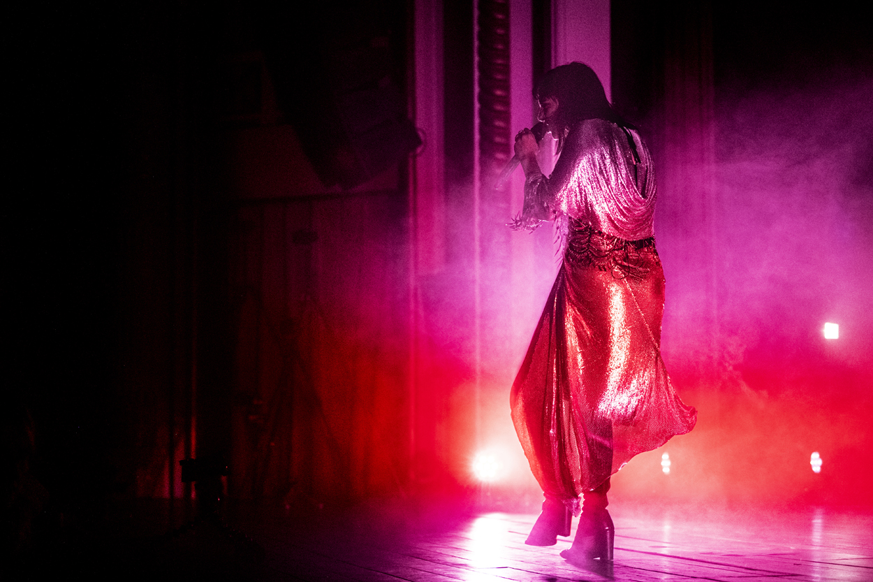 Silvie Kreusch @ De Roma, picture 16, photographed by Sandra Van Watermeulen - FrontView Magazine
