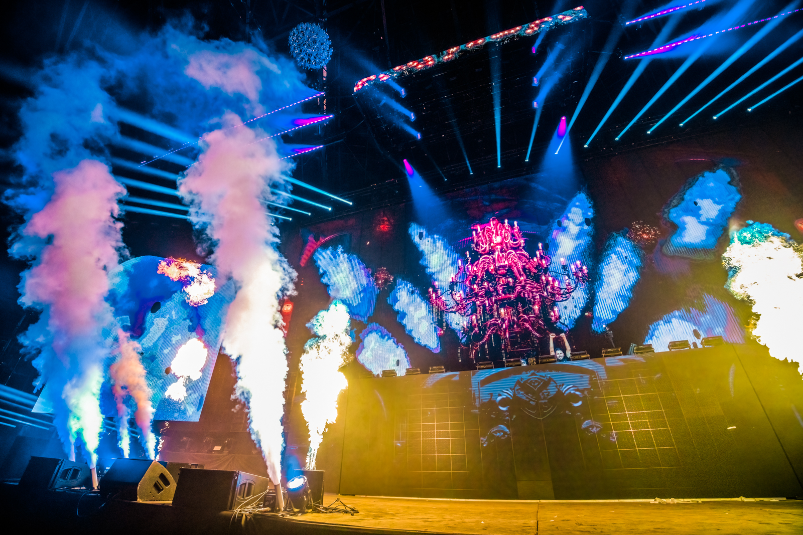 Dimitri Vegas & Like Mike Live in Sportpaleis, foto 26, foto's door Paul Jongeneelen - FrontView Magazine