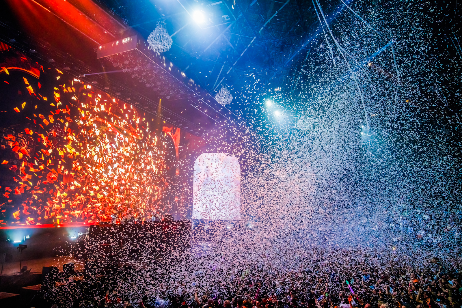 Dimitri Vegas & Like Mike Live in Sportpaleis, foto 29, foto's door Paul Jongeneelen - FrontView Magazine