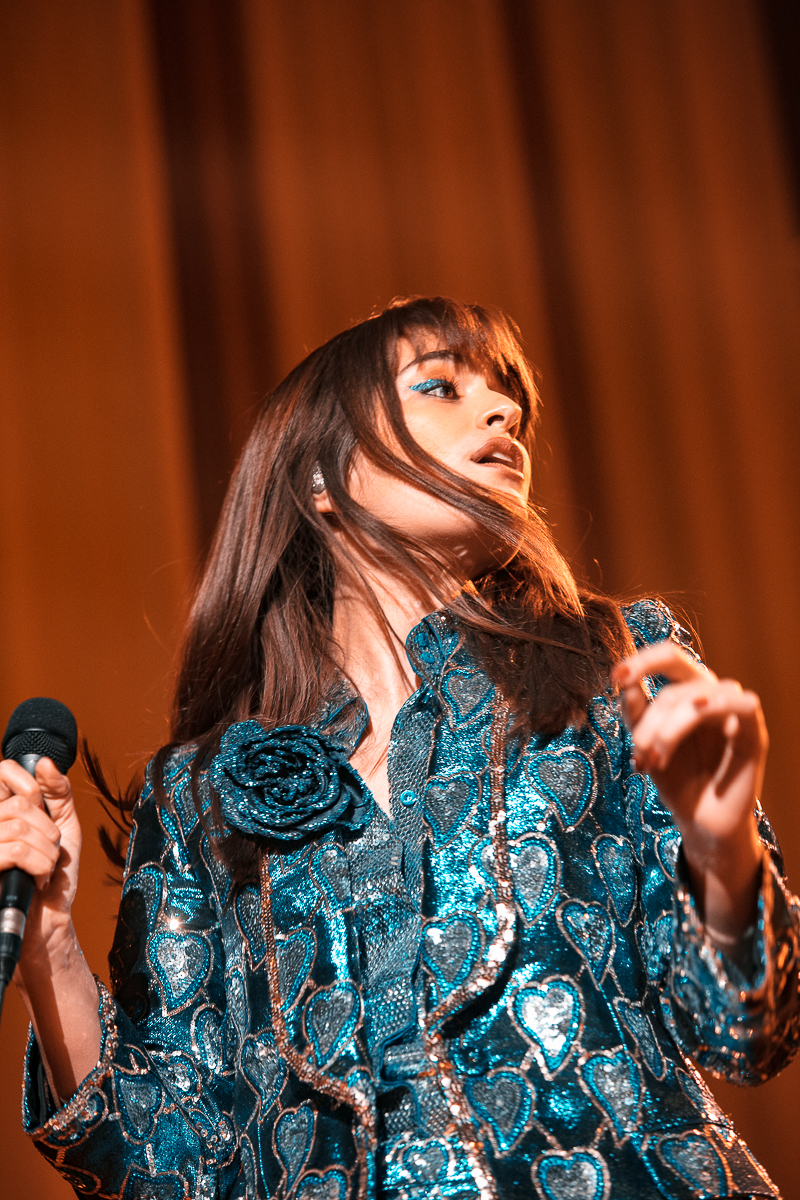 Clara Luciani - Respire Encore Tour @ Zénith de Lille, picture 10, photographed by Anais Callens - FrontView Magazine