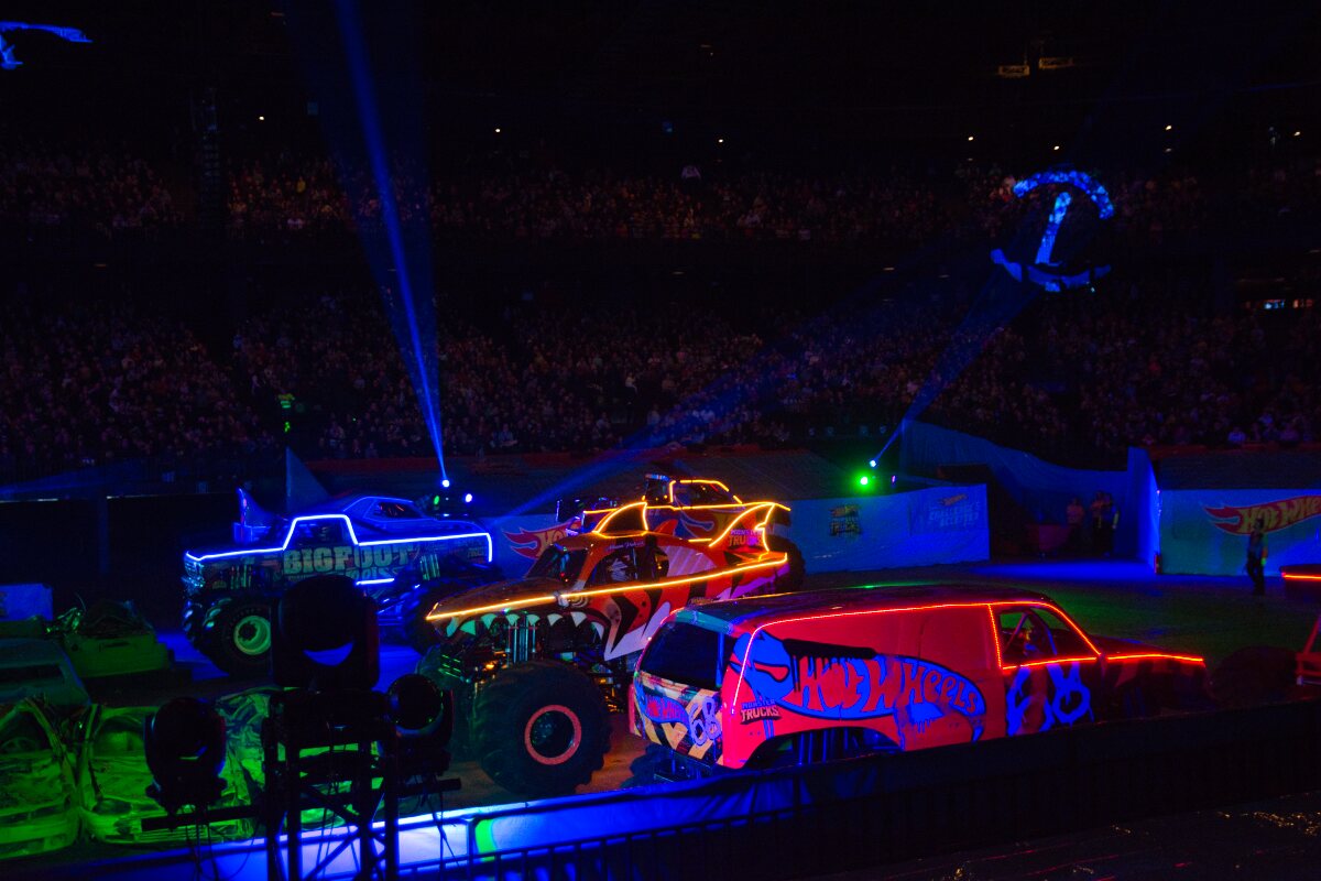 Hot Wheels Glow Party @ Sportpaleis, picture 8, photographed by Luc Klinckaert - FrontView Magazine