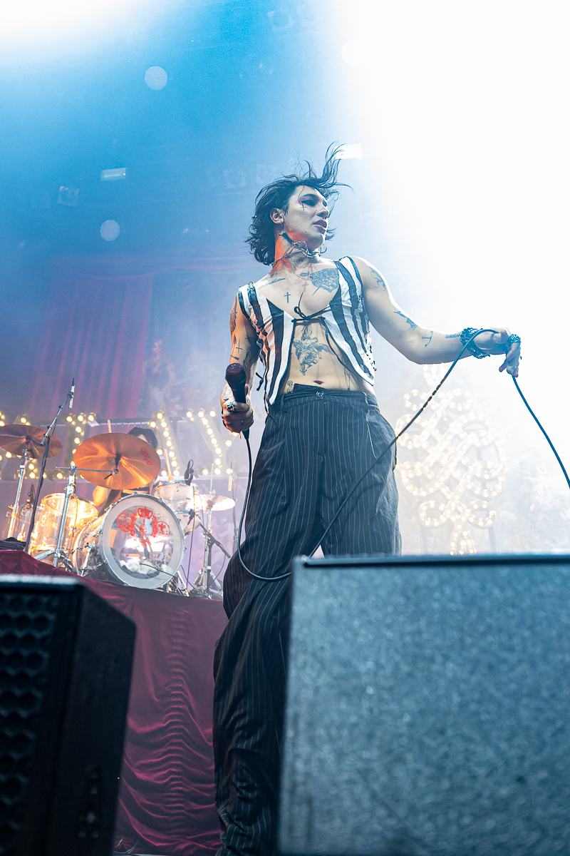 Palaye Royal @ 013, foto 9, foto's door David Johnson - FrontView Magazine