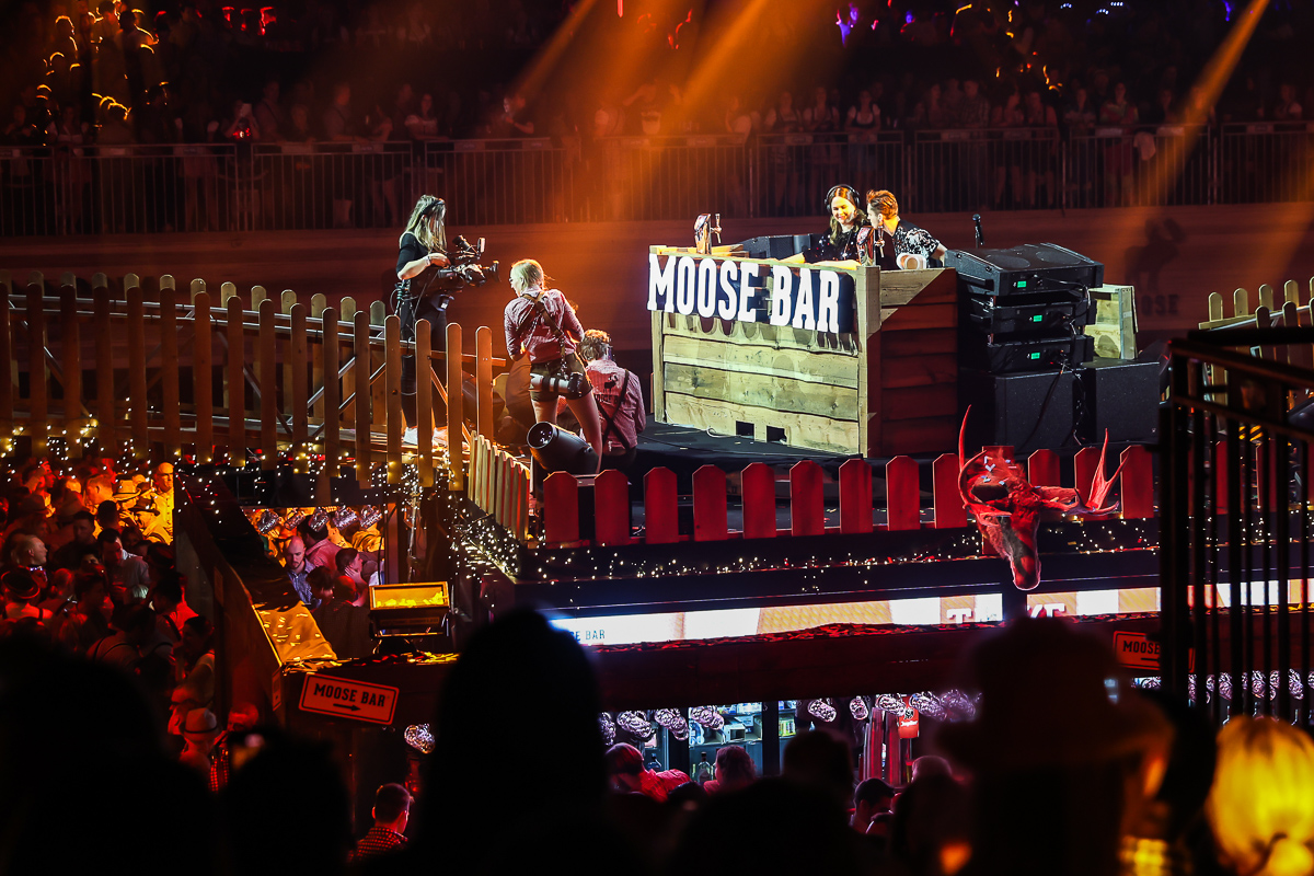 Moose Bar XXL 2023 @ Sportpaleis, picture 15, photographed by Marc Verdonck - FrontView Magazine