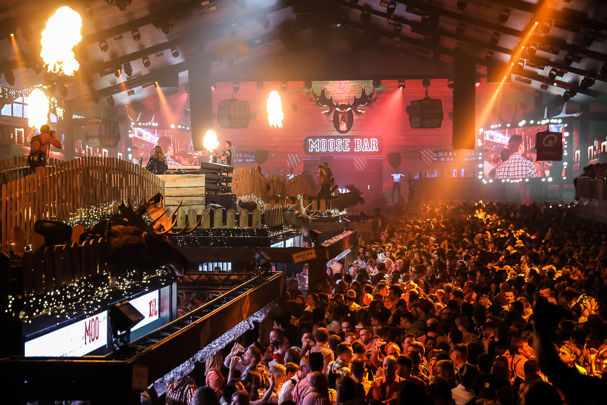 Moose Bar XXL 2023 @ Sportpaleis, picture 25, photographed by Marc Verdonck - FrontView Magazine