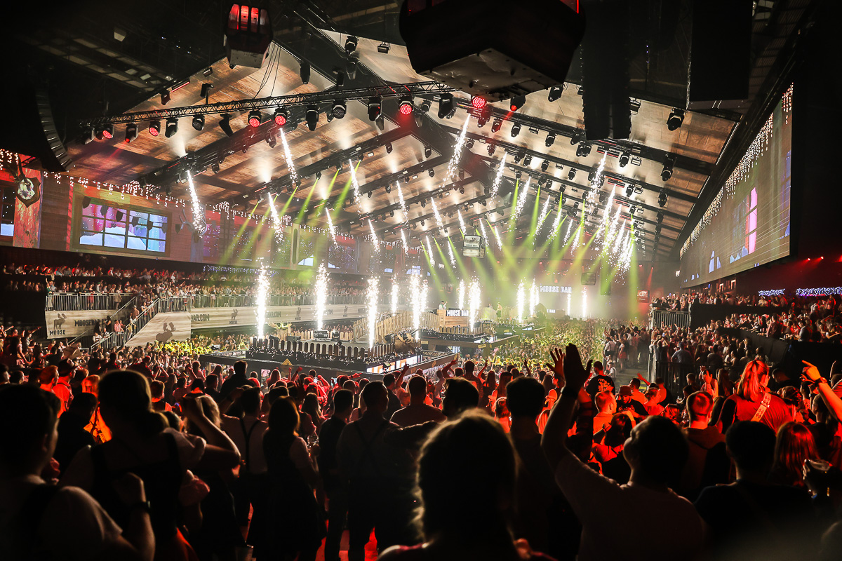 Moose Bar XXL 2023 @ Sportpaleis, picture 33, photographed by Marc Verdonck - FrontView Magazine