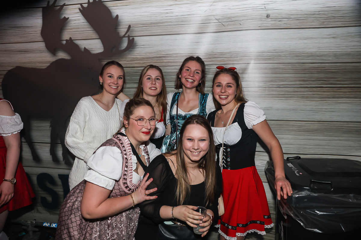 Moose Bar XXL 2023 @ Sportpaleis, picture 41, photographed by Marc Verdonck - FrontView Magazine
