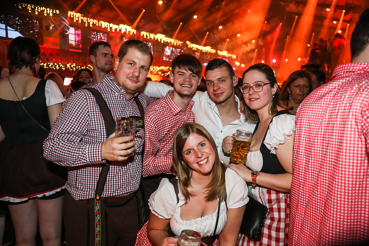 Moose Bar XXL 2023 @ Sportpaleis, picture 49, photographed by Marc Verdonck - FrontView Magazine
