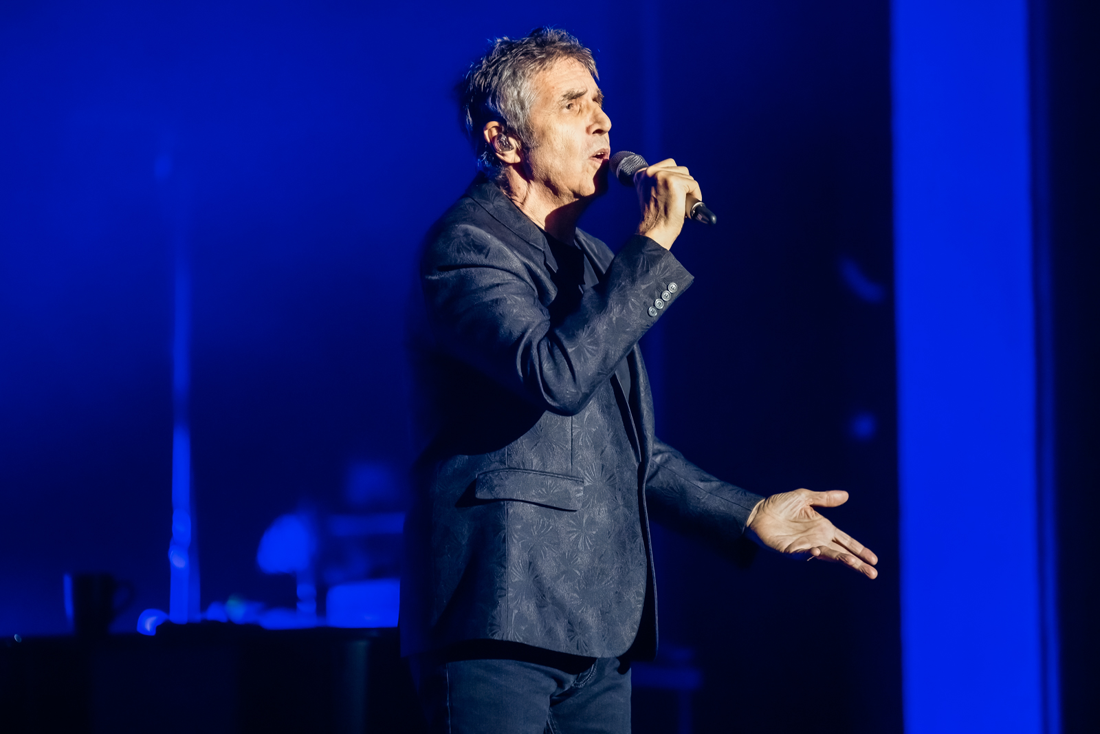 Julien Clerc En concert @ De Roma, picture 7, photographed by Paul Jongeneelen - FrontView Magazine