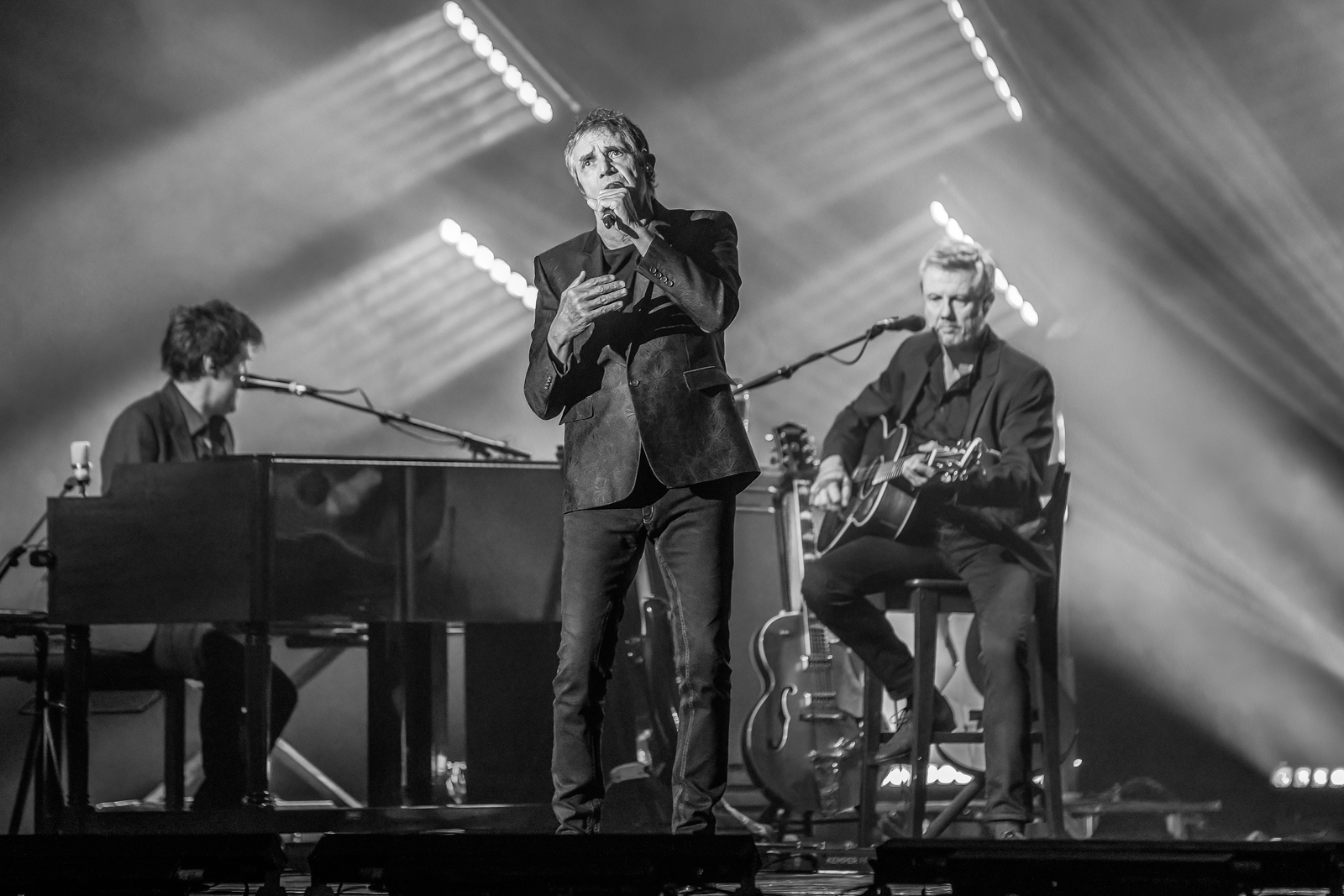 Julien Clerc En concert @ De Roma, picture 16, photographed by Paul Jongeneelen - FrontView Magazine