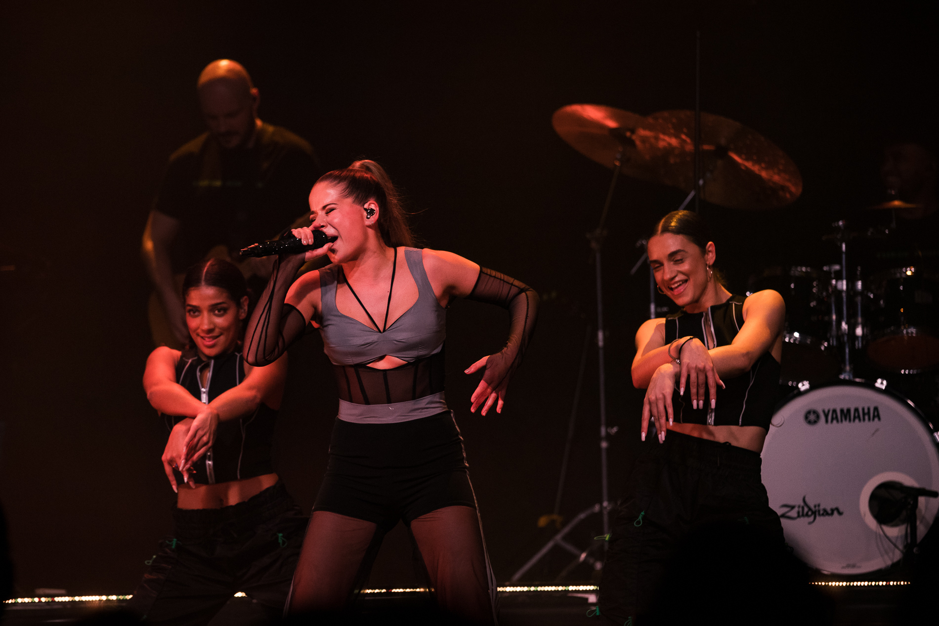 Laura Tesoro @ Het Depot, picture 28, photographed by Jürgen Bruynooghe - FrontView Magazine