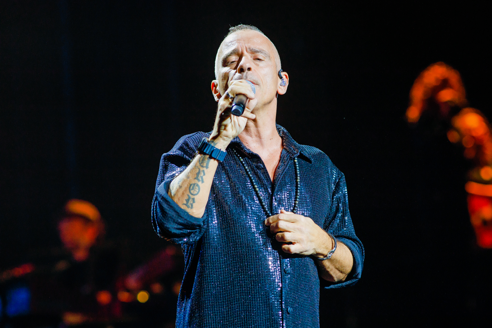 Eros Ramazotti Live in concert @ Forest-National, picture 4, photographed by Paul Jongeneelen - FrontView Magazine