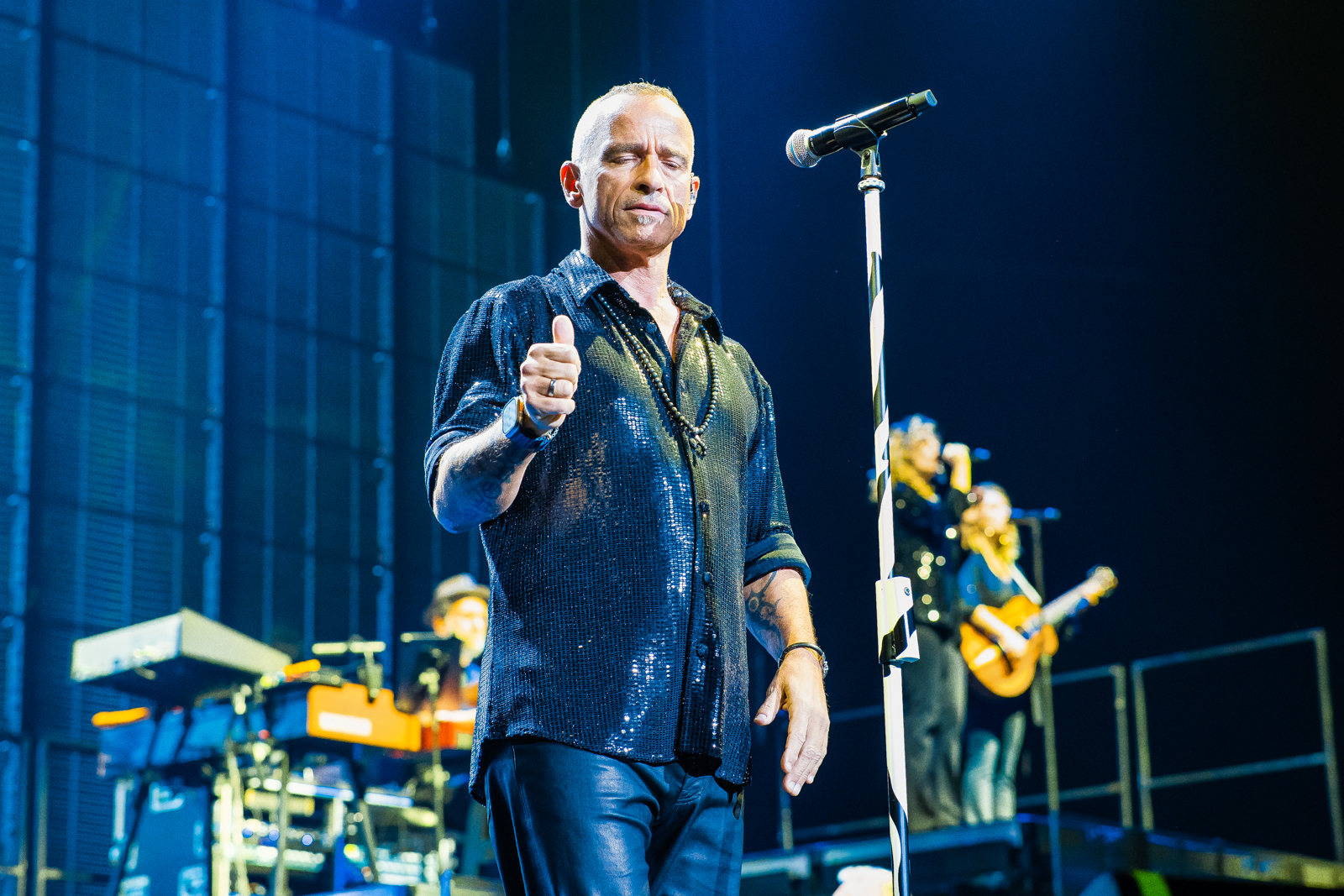Eros Ramazotti Live in concert @ Forest-National, picture 14, photographed by Paul Jongeneelen - FrontView Magazine