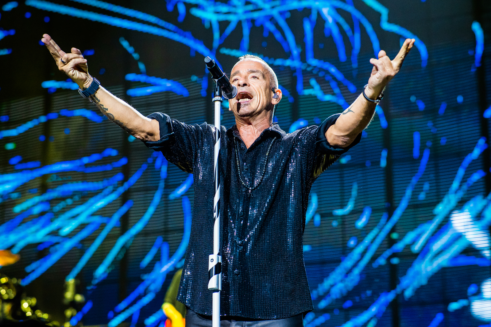 Eros Ramazotti Live in concert @ Forest-National, picture 19, photographed by Paul Jongeneelen - FrontView Magazine