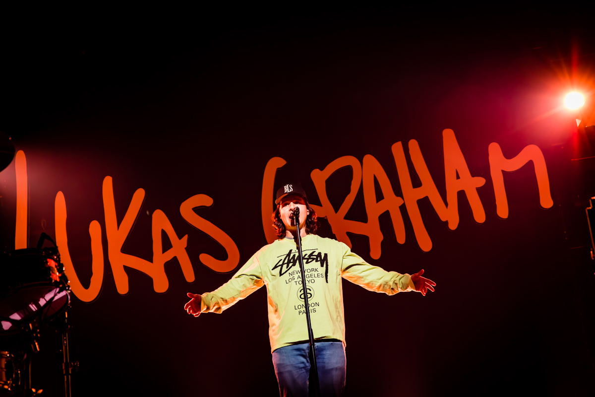 Lukas Graham @ 013, picture 1, photographed by Dorien Goetschalckx - FrontView Magazine